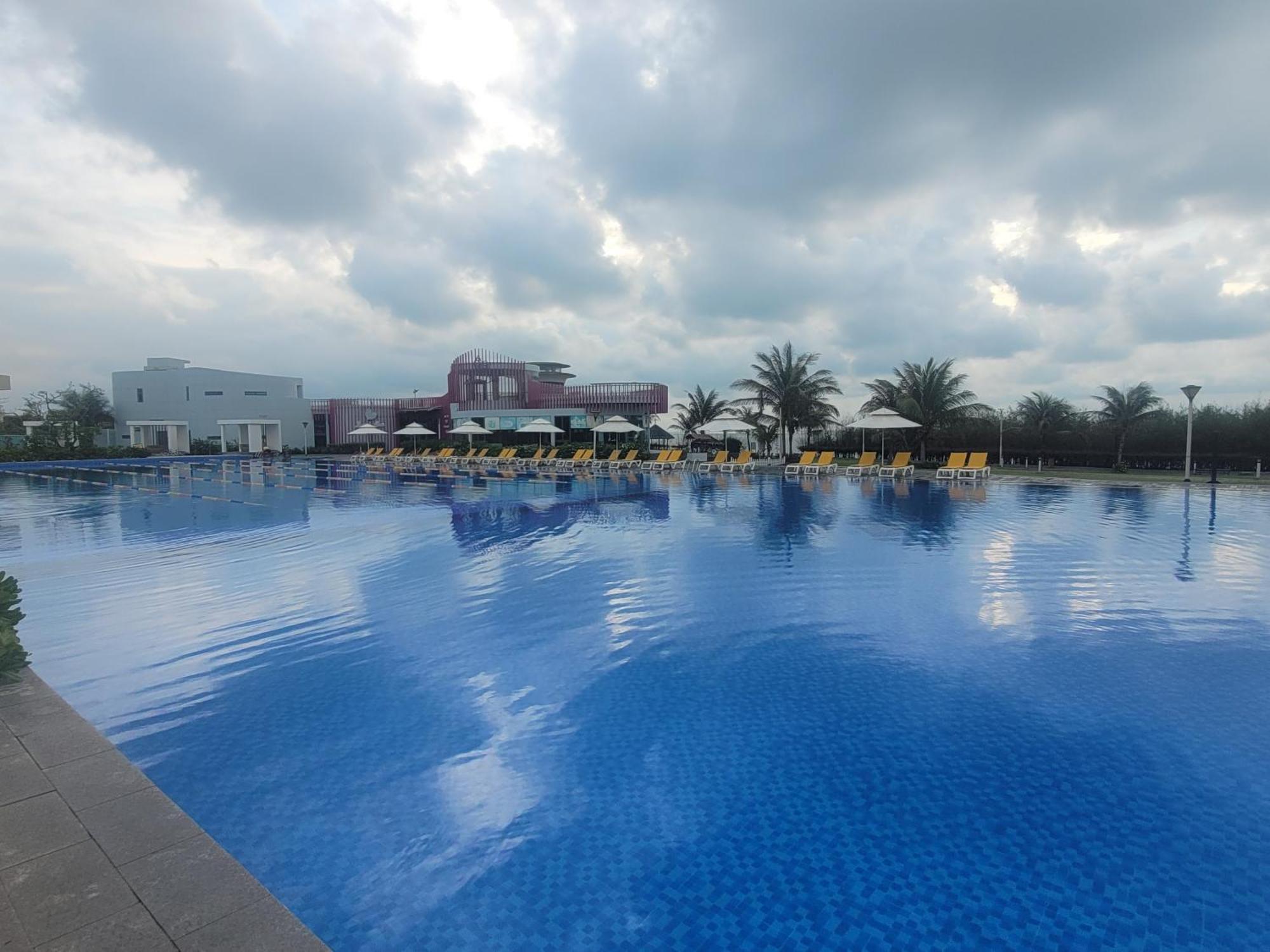 Khach San - Resort Oceanami - Long Hai Esterno foto